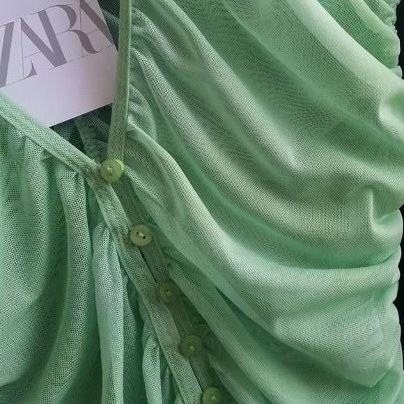 NWT GREEN RUCHED TULLE TOP - Picture 3 of 5